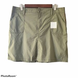 Croft and Barrow Army Green Skort NWT Size 14